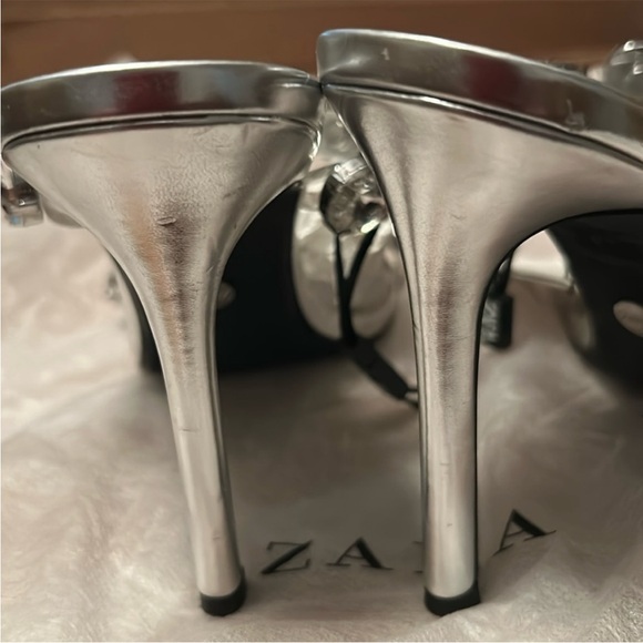 Zara Silver Crystal-Embellished Heels sandals - Picture 14 of 15
